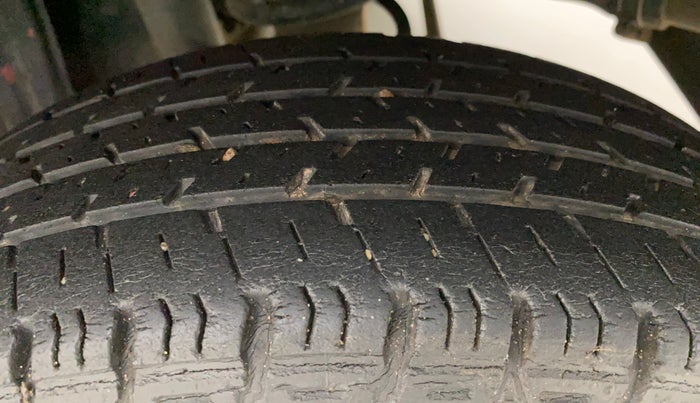 2011 Maruti Alto K10 VXI, Petrol, Manual, 69,606 km, Left Rear Tyre Tread