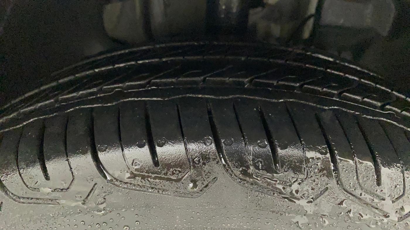 2021 Tata Tiago XT PETROL, Petrol, Manual, 7,605 km, Right Front Tyre Tread