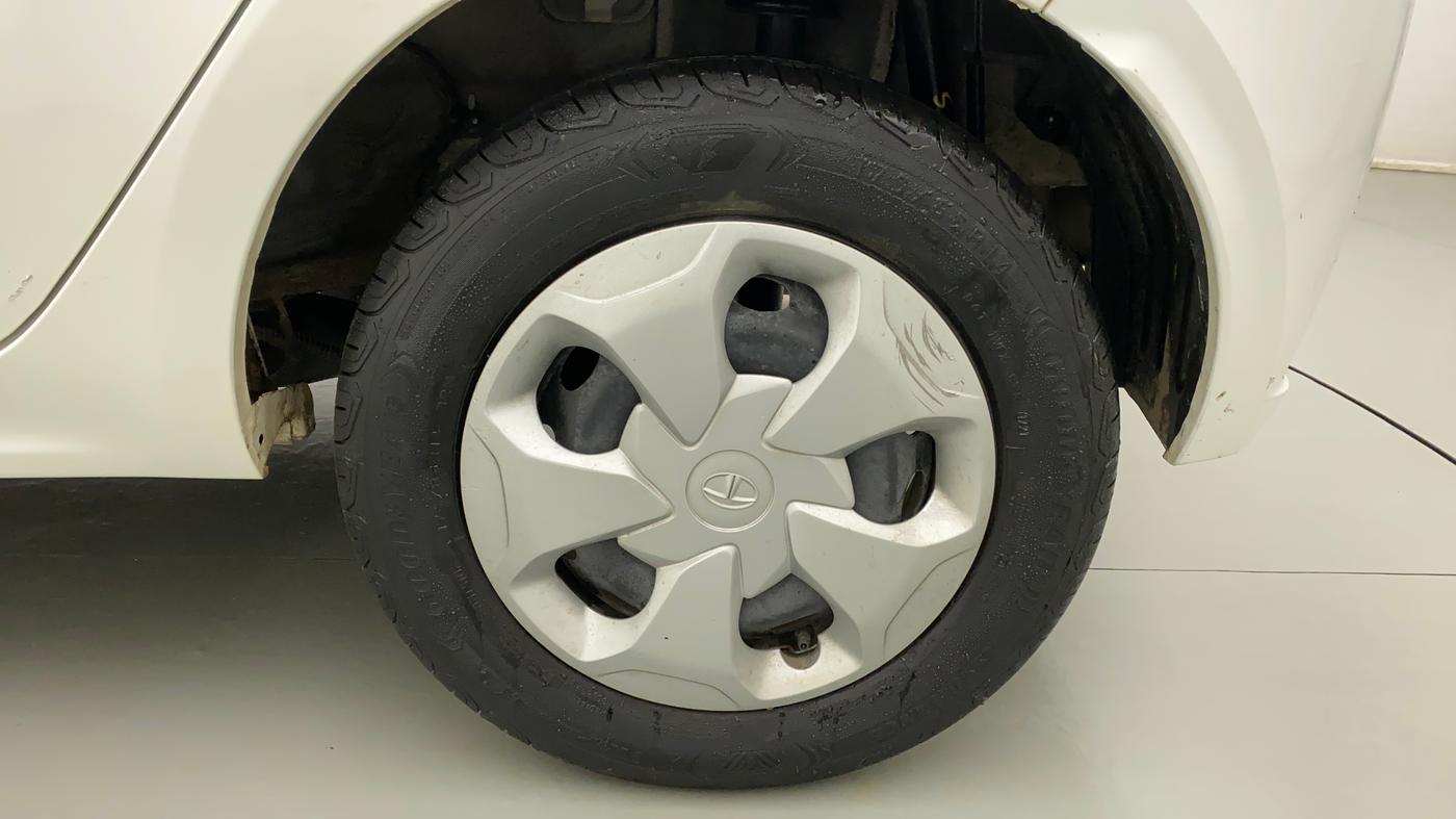 2021 Tata Tiago XT PETROL, Petrol, Manual, 7,605 km, Left Rear Wheel