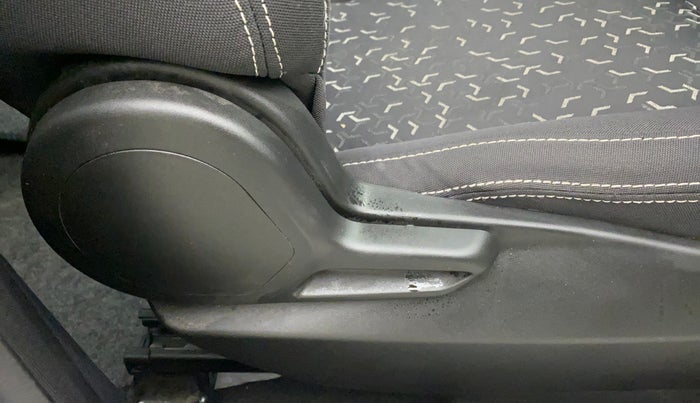 2021 Tata Tiago XT PETROL, Petrol, Manual, 7,605 km, Driver Side Adjustment Panel