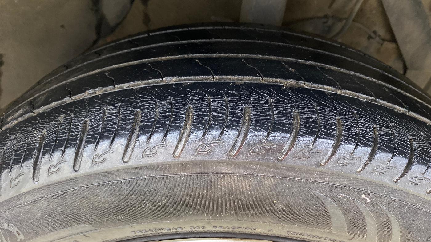 2020 Maruti Vitara Brezza VXI AT SHVS, Petrol, Automatic, 63,442 km, Right Front Tyre Tread