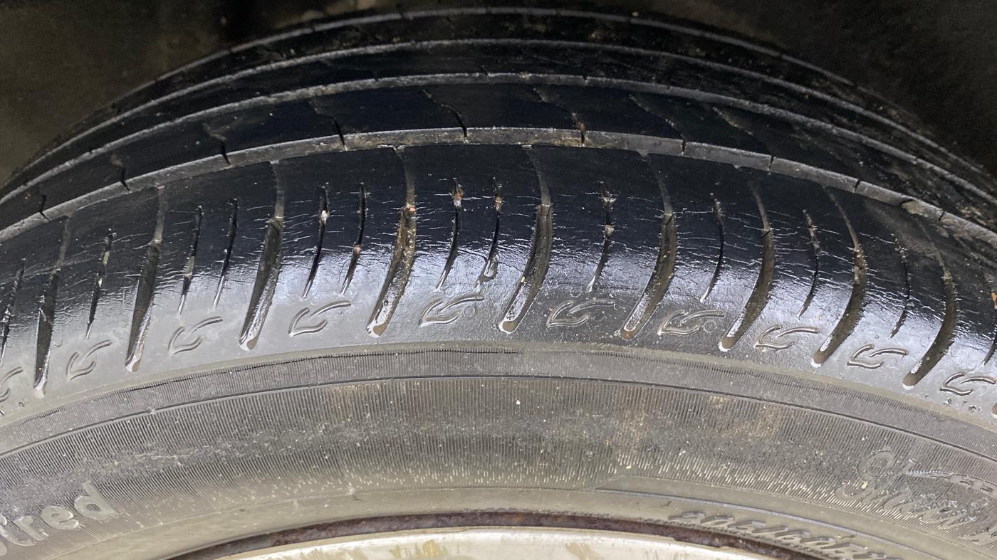 2020 Maruti Vitara Brezza VXI AT SHVS, Petrol, Automatic, 63,442 km, Right Rear Tyre Tread