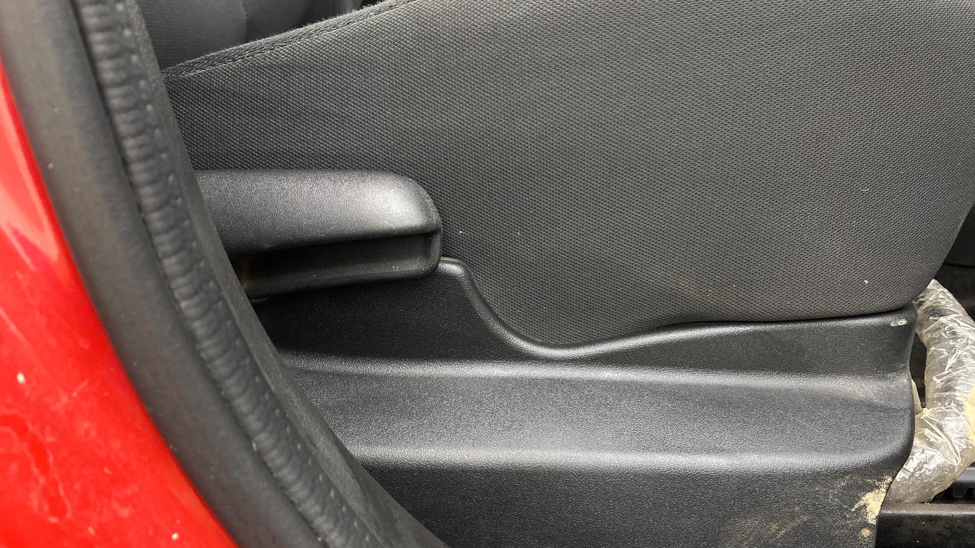 2020 Maruti Vitara Brezza VXI AT SHVS, Petrol, Automatic, 63,442 km, Driver Side Adjustment Panel