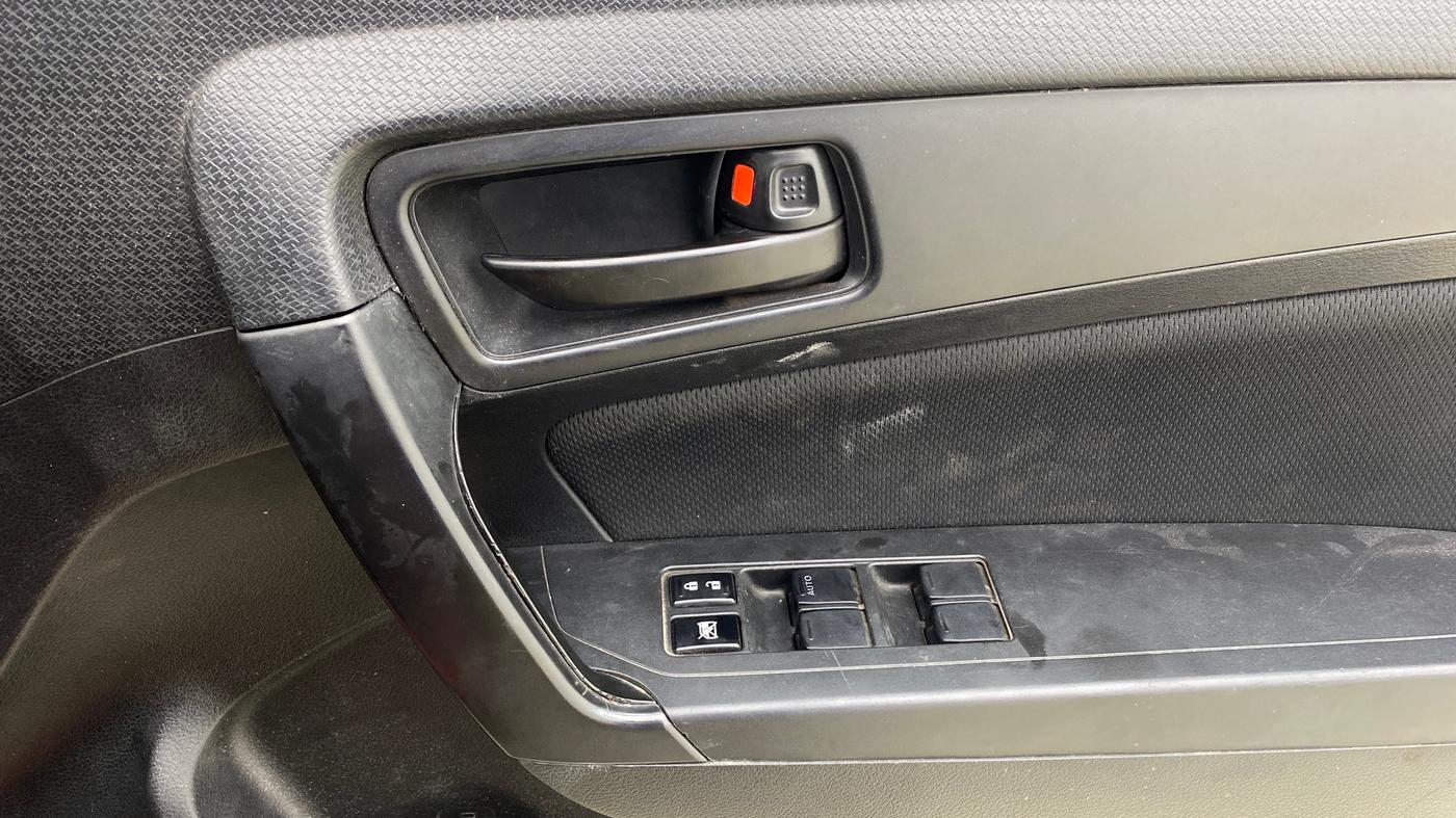 2020 Maruti Vitara Brezza VXI AT SHVS, Petrol, Automatic, 63,442 km, Driver Side Door Panels Control