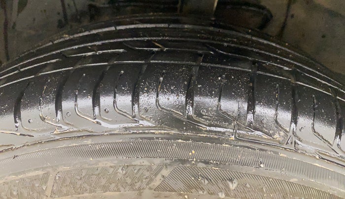 2018 Tata NEXON XZ PLUS PETROL, Petrol, Manual, 78,066 km, Left Front Tyre Tread