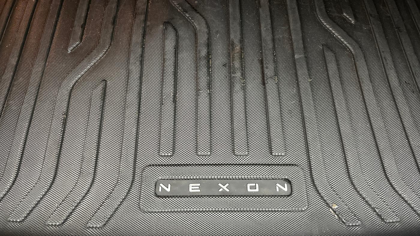 2025 Tata NEXON CREATIVE PLUS 1.2 REVOTRON 7 DCA, Petrol, Automatic, 7,784 km, Boot Inside