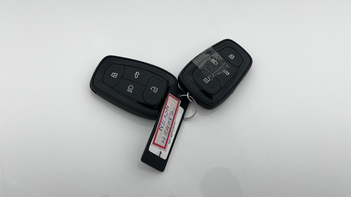 2025 Tata NEXON CREATIVE PLUS 1.2 REVOTRON 7 DCA, Petrol, Automatic, 7,784 km, Key Close Up