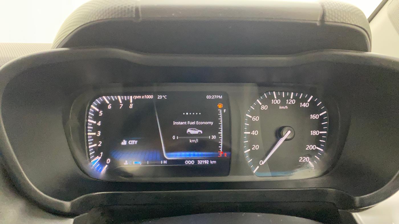 2020 Tata ALTROZ XZ PETROL, Petrol, Manual, 32,192 km, Odometer Image