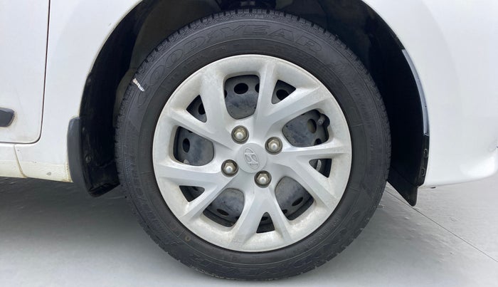 2019 Hyundai Grand i10 SPORTZ 1.2 KAPPA VTVT, Petrol, Manual, 24,748 km, Right Front Wheel
