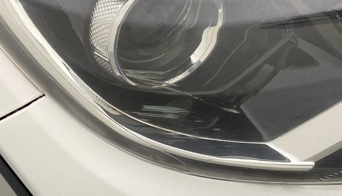 2019 Renault TRIBER 1.0 RXL PETROL, Petrol, Manual, 47,609 km, Right headlight - Minor scratches