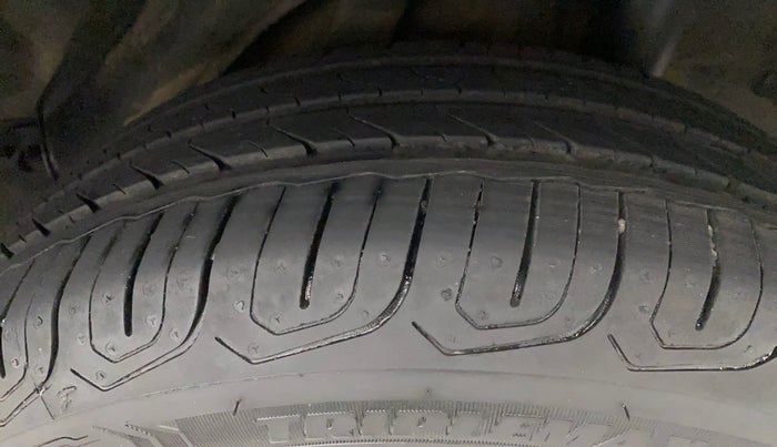 2014 Honda Amaze 1.2L I-VTEC S AT, Petrol, Automatic, 53,558 km, Left Rear Tyre Tread