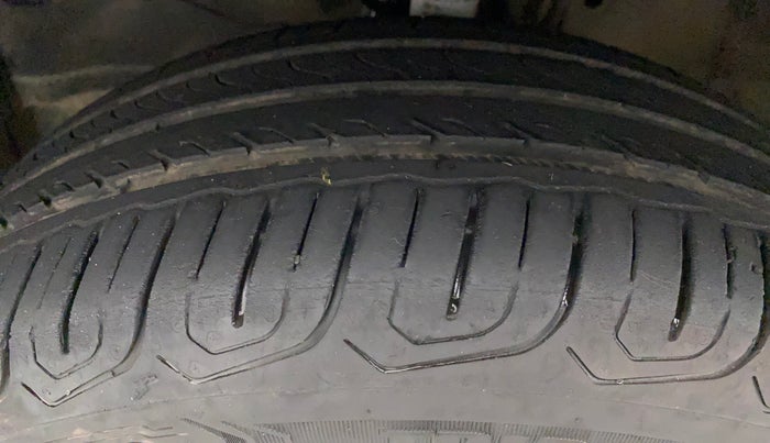 2014 Honda Amaze 1.2L I-VTEC S AT, Petrol, Automatic, 53,558 km, Left Front Tyre Tread