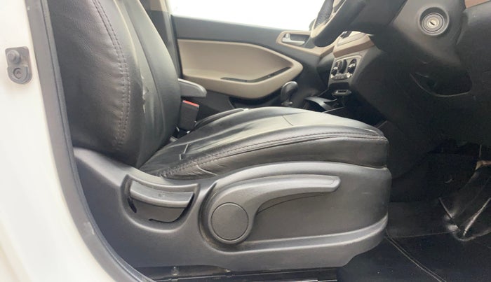 2020 Hyundai Elite i20 SPORTZ PLUS 1.2, Petrol, Manual, 54,072 km, Driver Side Adjustment Panel