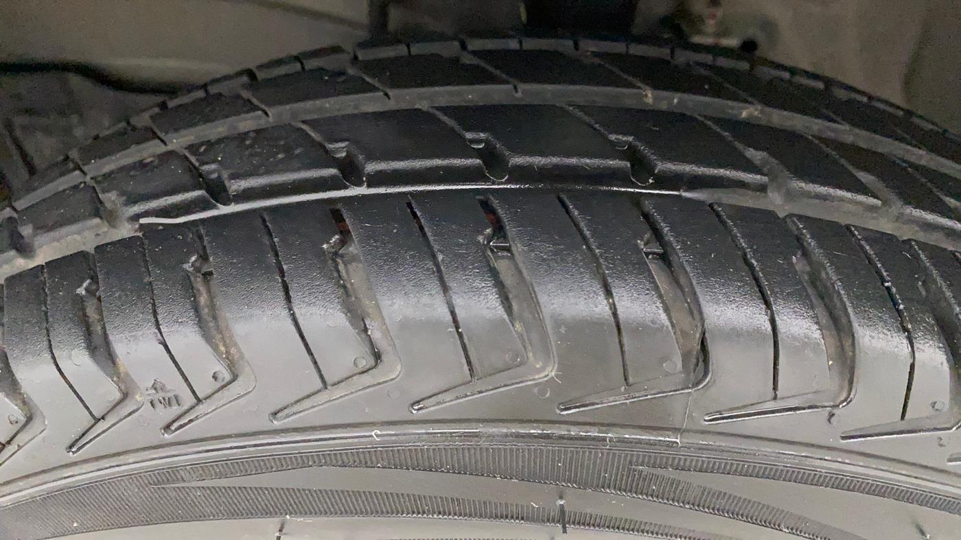 2023 Maruti Alto K10 VXI PLUS, Petrol, Manual, 4,756 km, Left Front Tyre Tread