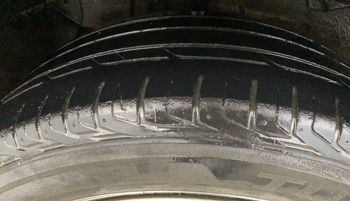 2019 Tata NEXON XMA PETROL, Petrol, Automatic, 59,383 km, Right Rear Tyre Tread