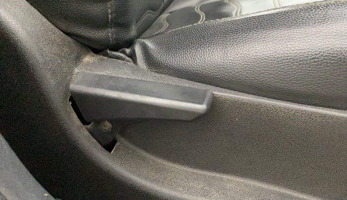 2019 Tata NEXON XMA PETROL, Petrol, Automatic, 59,383 km, Driver Side Adjustment Panel