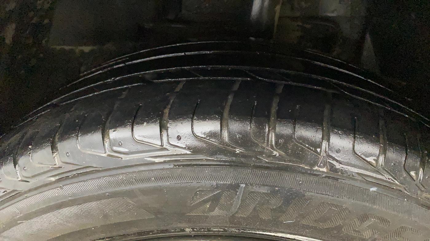 2019 Tata NEXON XMA PETROL, Petrol, Automatic, 59,383 km, Left Front Tyre Tread