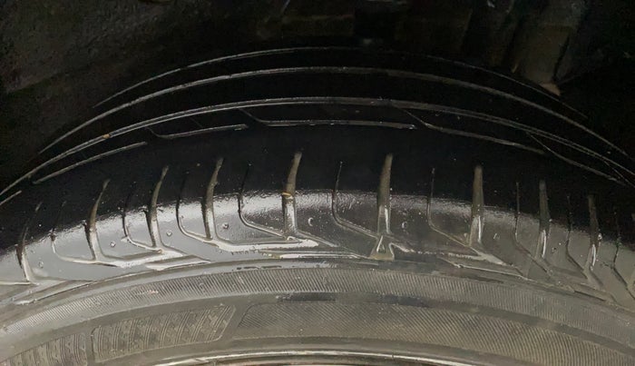 2019 Tata NEXON XMA PETROL, Petrol, Automatic, 59,383 km, Left Rear Tyre Tread