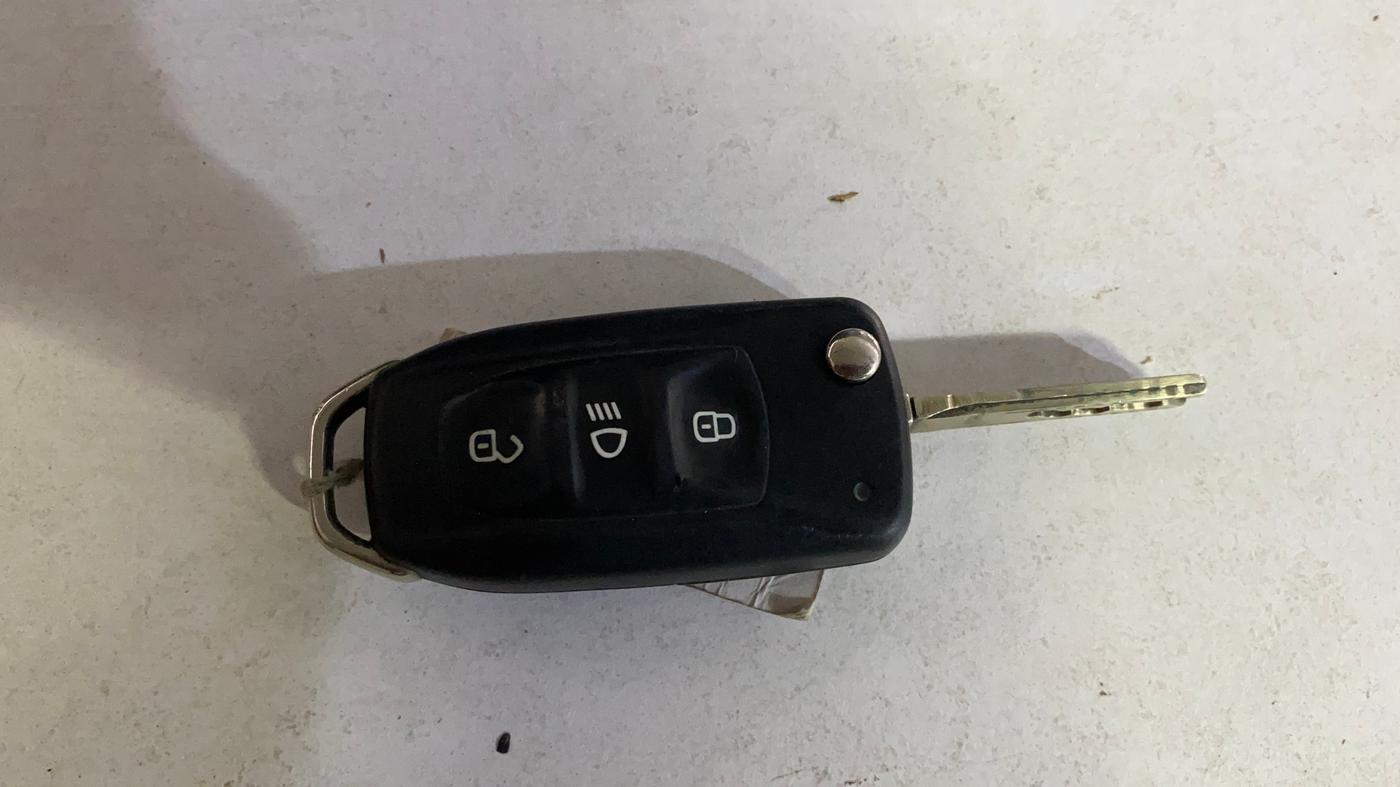 2019 Tata NEXON XMA PETROL, Petrol, Automatic, 59,383 km, Key Close Up