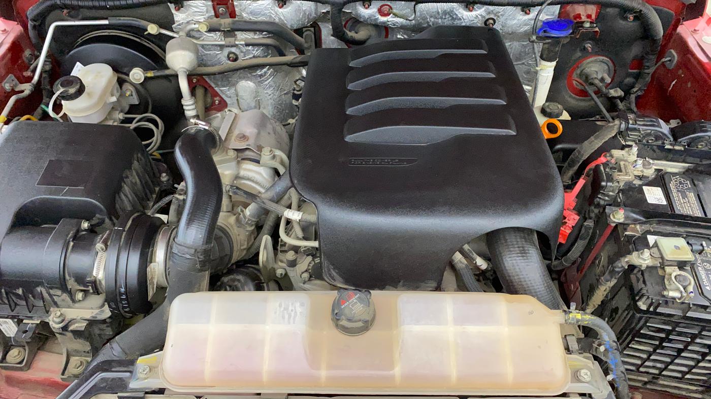 2023 Mahindra Thar LX P 2WD AT HT, Petrol, Automatic, 25,059 km, Engine View