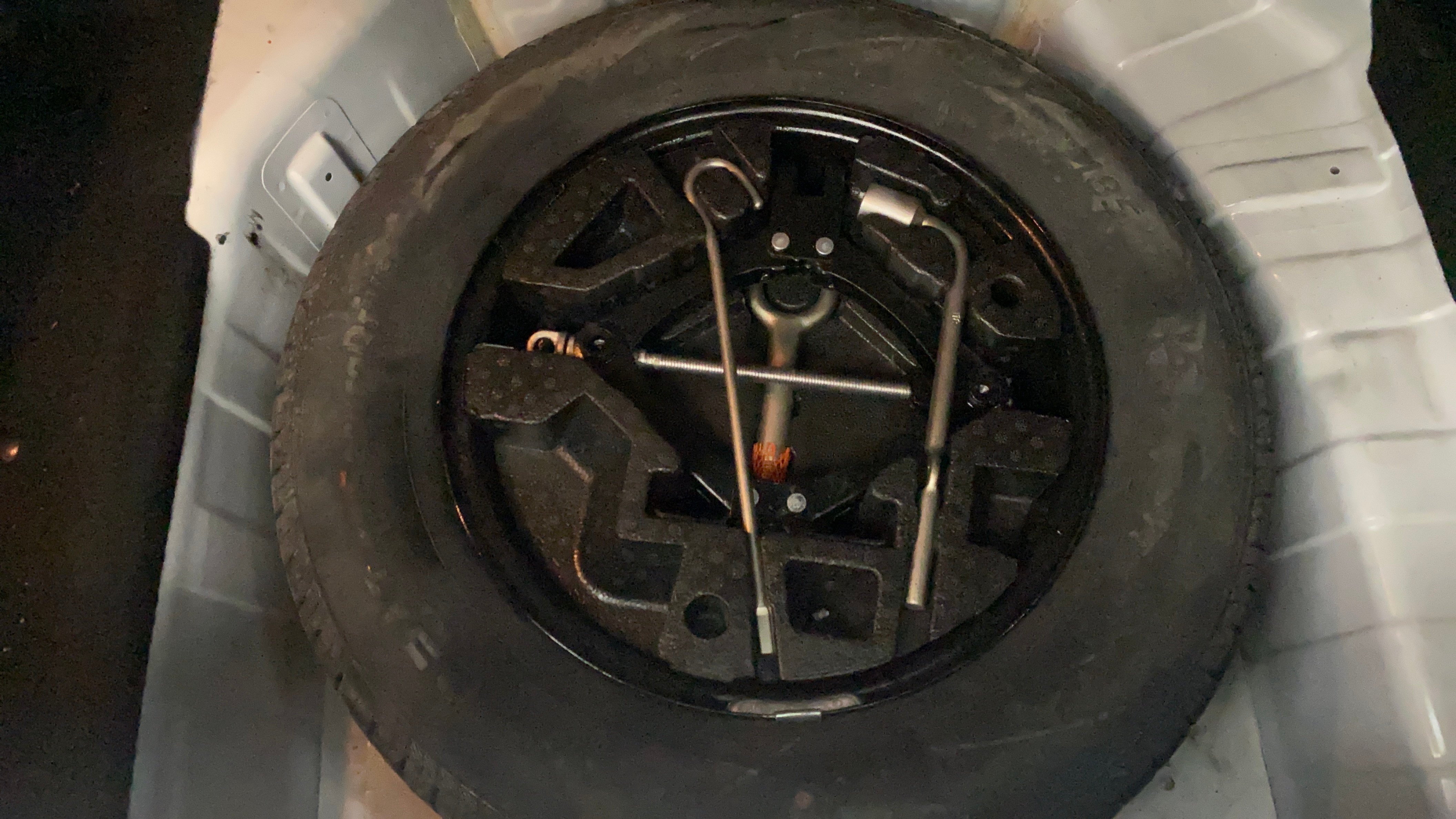 camera-Spare-Tyre