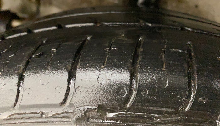 2015 Maruti Celerio VXI AMT, Petrol, Automatic, 55,878 km, Right Rear Tyre Tread