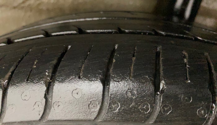 2015 Maruti Celerio VXI AMT, Petrol, Automatic, 55,878 km, Left Rear Tyre Tread