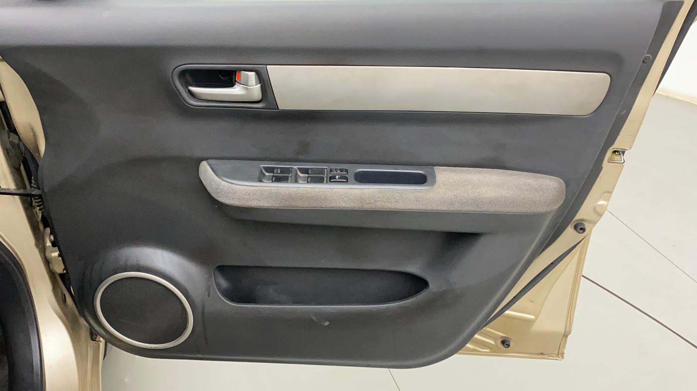 2010 Maruti Swift Dzire VXI, Petrol, Manual, 55,536 km, Driver Side Door Panels Control