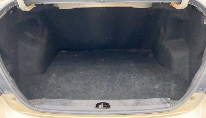 2010 Maruti Swift Dzire VXI, Petrol, Manual, 55,536 km, Boot Inside