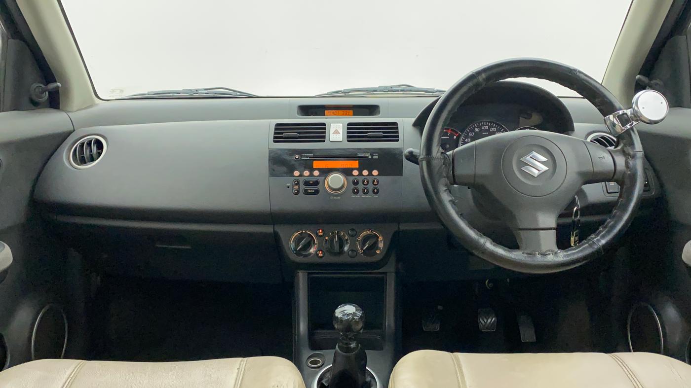 2010 Maruti Swift Dzire VXI, Petrol, Manual, 55,536 km, Dashboard