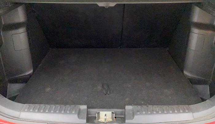 2018 Maruti Vitara Brezza ZDI AMT, Diesel, Automatic, 71,485 km, Boot Inside