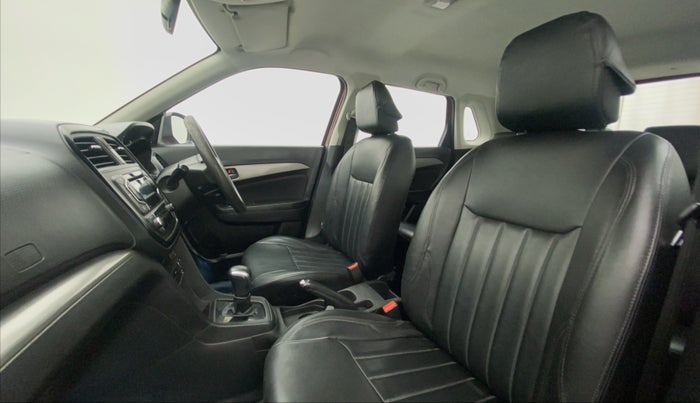 2018 Maruti Vitara Brezza ZDI AMT, Diesel, Automatic, 71,485 km, Right Side Front Door Cabin