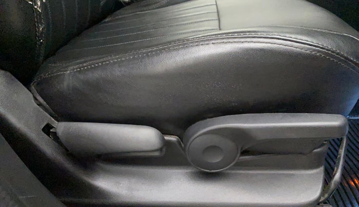 2018 Maruti Vitara Brezza ZDI AMT, Diesel, Automatic, 71,485 km, Driver Side Adjustment Panel