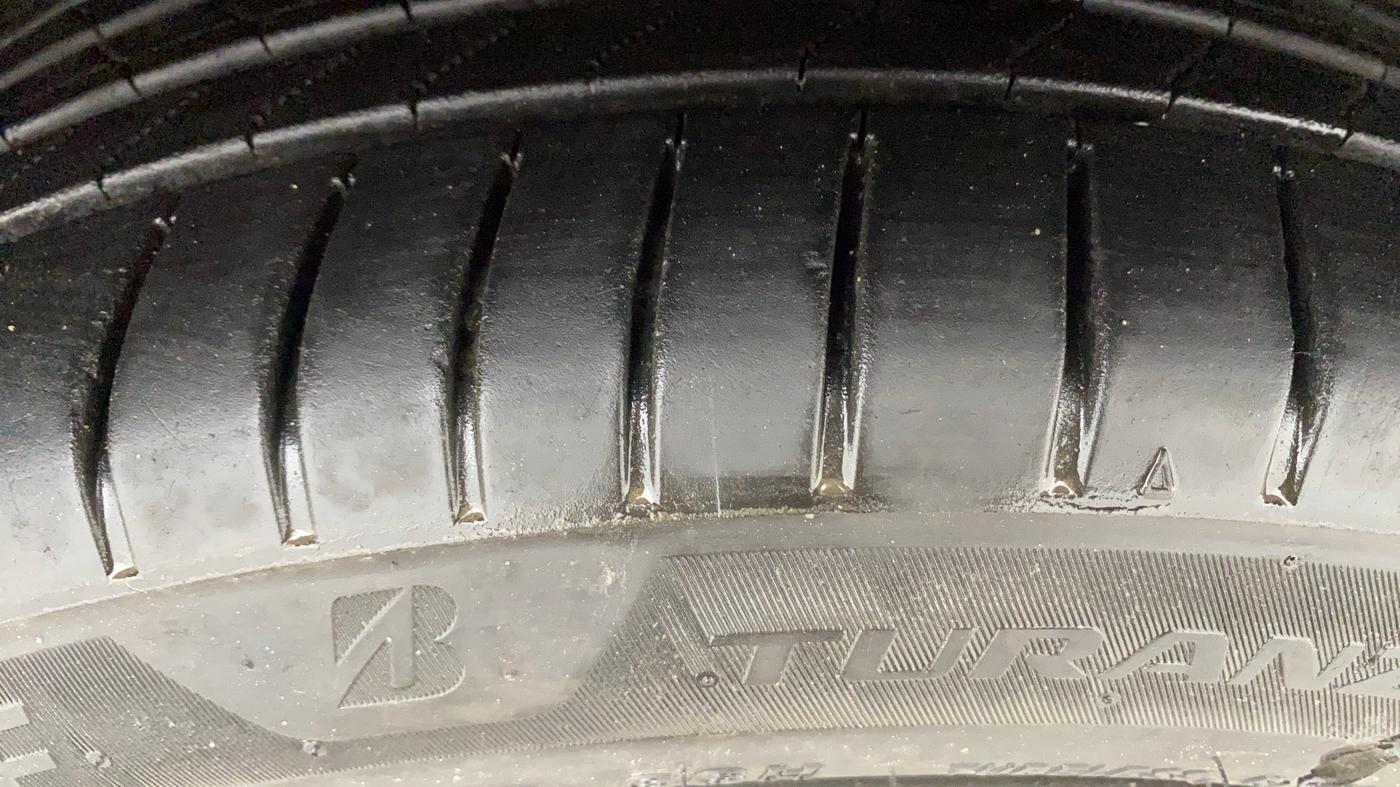 2021 Tata ALTROZ XZ DIESEL, Diesel, Manual, 66,835 km, Right Front Tyre Tread