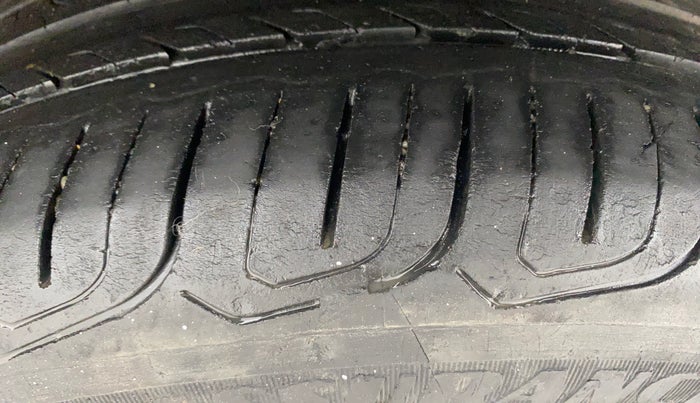 2021 Tata ALTROZ XZ DIESEL, Diesel, Manual, 66,835 km, Left Rear Tyre Tread