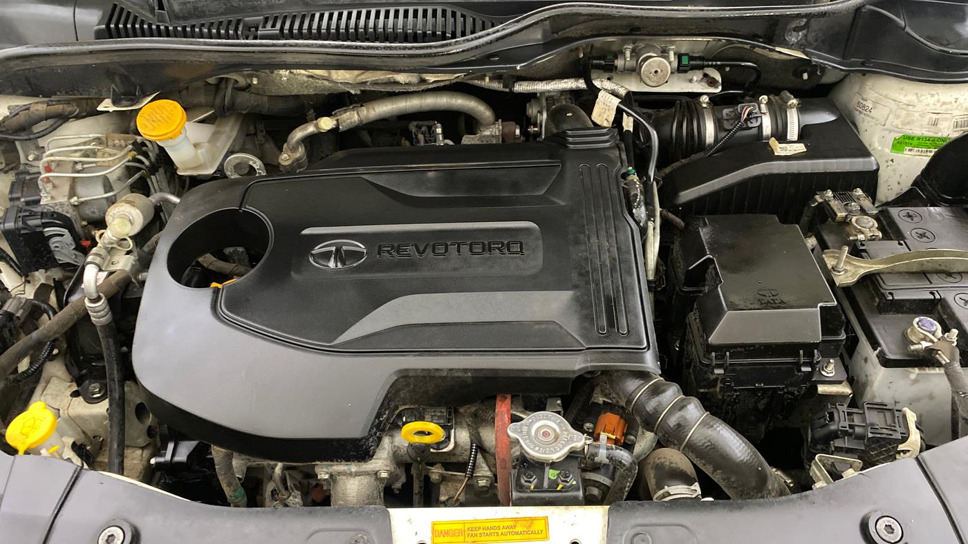 2023 Tata ALTROZ XT DIESEL, Diesel, Manual, 47,901 km, Engine View