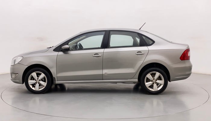 2015 Skoda Rapid AMBITION 1.6 MPI MT, Petrol, Manual, 1,16,847 km, Left Side