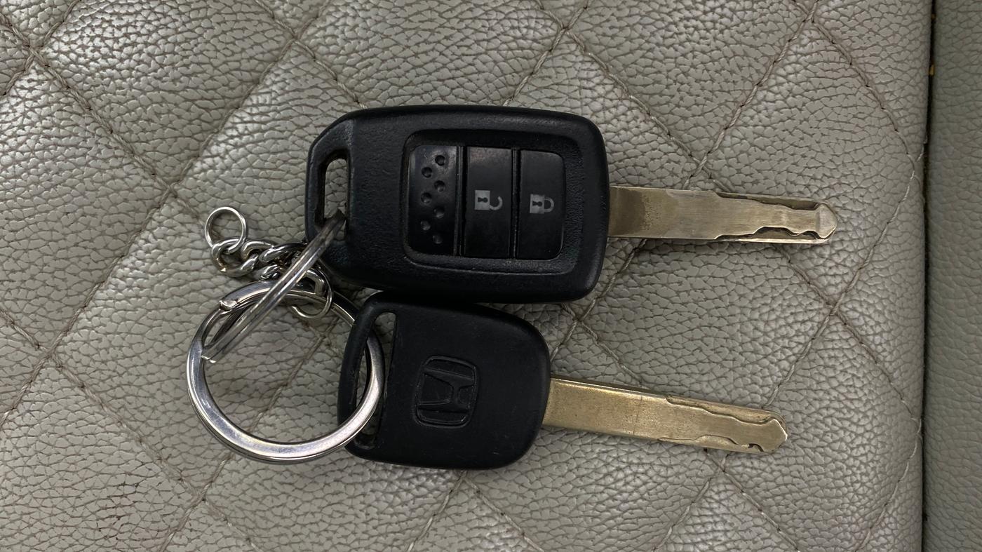 2018 Honda Jazz 1.2L I-VTEC VX, Petrol, Manual, 75,776 km, Key Close Up