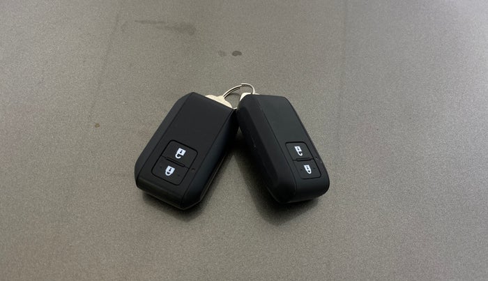 2019 Maruti Baleno ALPHA CVT PETROL 1.2, Petrol, Automatic, 90,654 km, Key Close Up