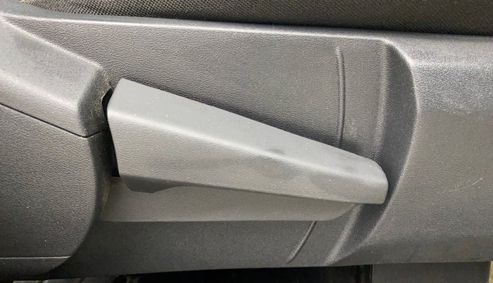 2021 Renault Kiger RXZ TURBO CVT, Petrol, Automatic, 50,011 km, Driver Side Adjustment Panel