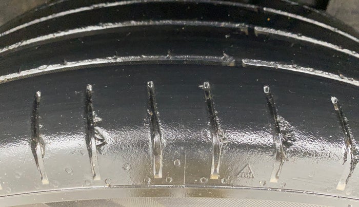 2021 Renault Kiger RXZ TURBO CVT, Petrol, Automatic, 50,011 km, Left Rear Tyre Tread