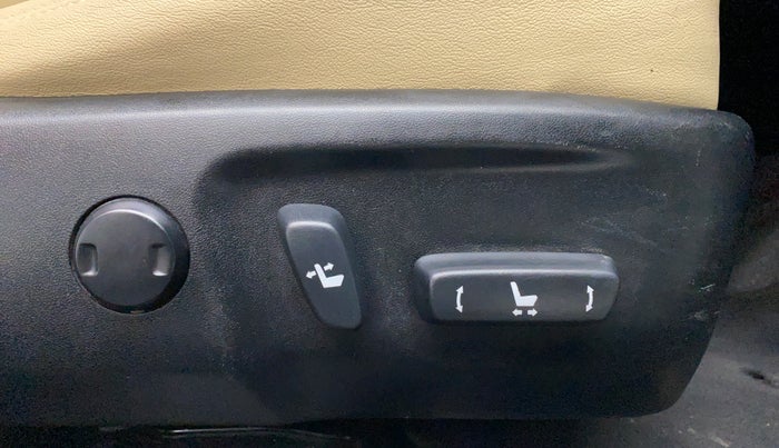 2018 Toyota Corolla Altis D 4D GL, Diesel, Manual, 84,978 km, Electrically Adjustable Driver's Seat