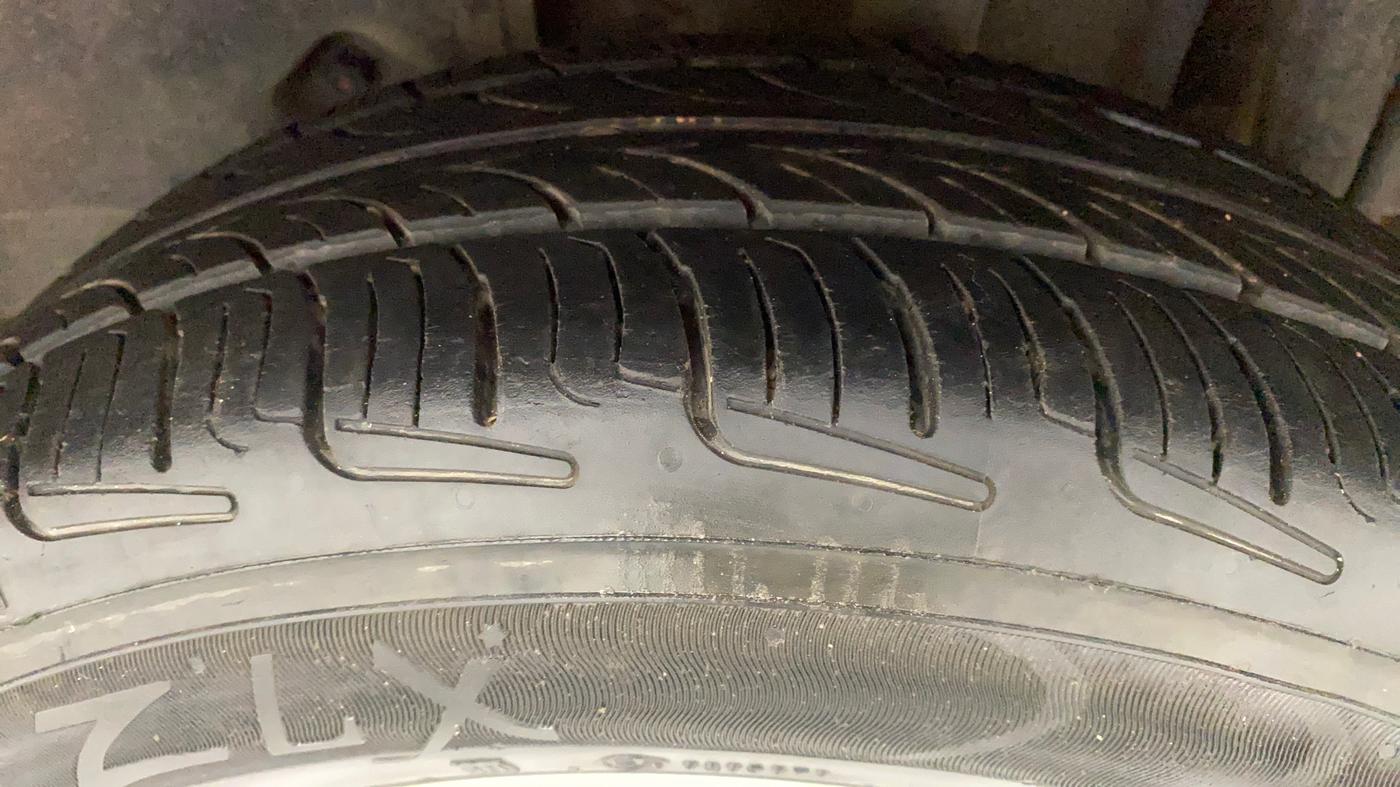 2016 Tata Tiago XZ PETROL, Petrol, Manual, 53,272 km, Left Rear Tyre Tread
