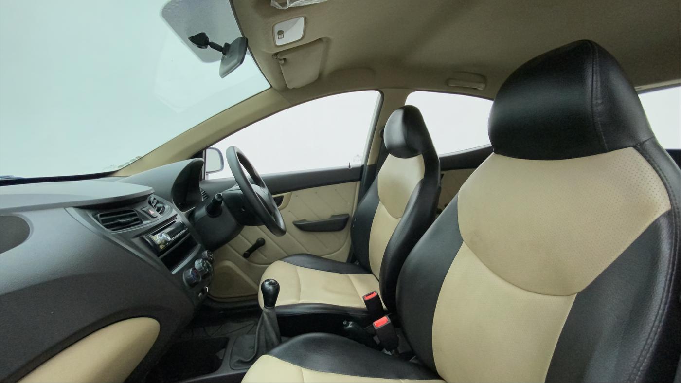 2015 Hyundai Eon D-LITE+, Petrol, Manual, 41,977 km, Right Side Front Door Cabin