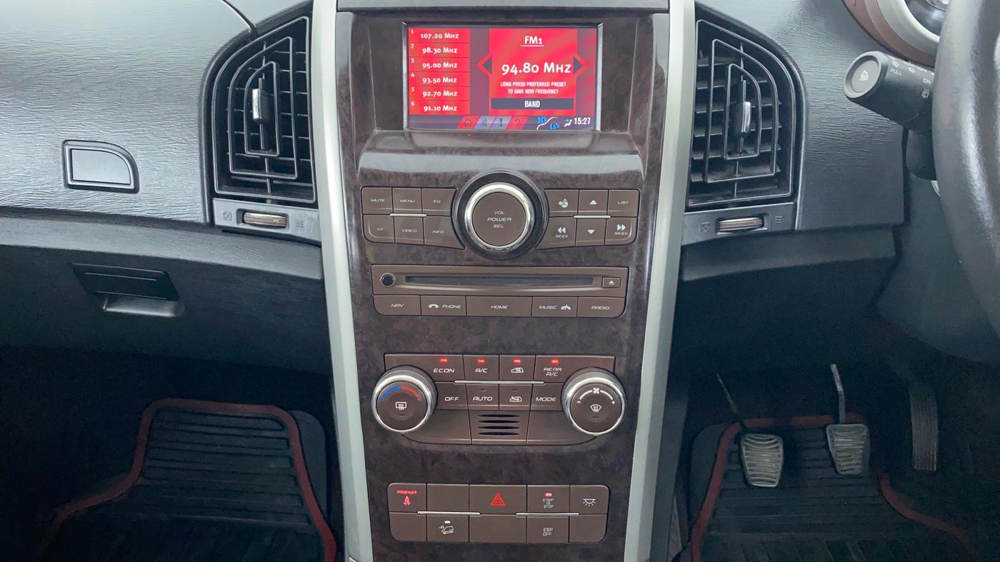 2014 Mahindra XUV500 W8 FWD, Diesel, Manual, 90,908 km, Air Conditioner