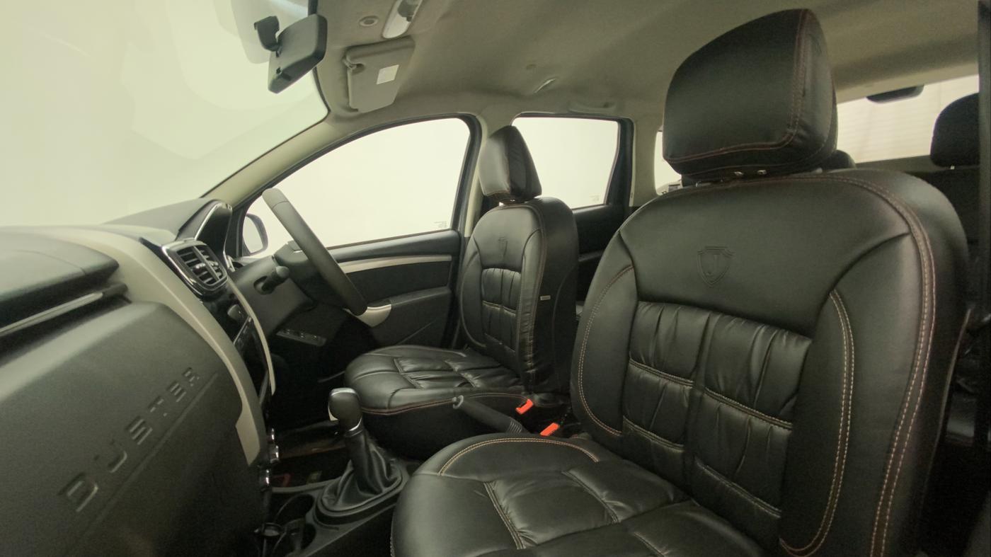 2019 Renault Duster RXS OPT CVT, Petrol, Automatic, 26,958 km, Right Side Front Door Cabin