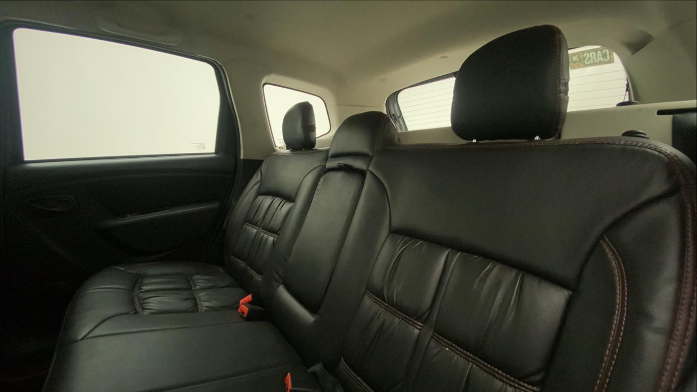 2019 Renault Duster RXS OPT CVT, Petrol, Automatic, 26,958 km, Right Side Rear Door Cabin