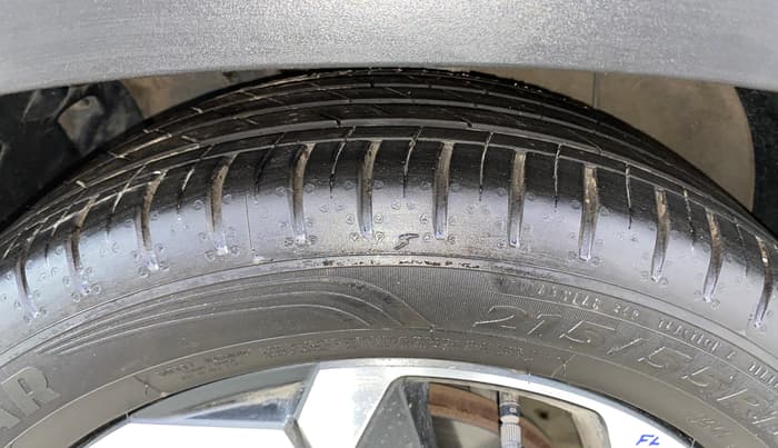 2022 Hyundai ALCAZAR PLATINUM(O) 6STR 1.5 AT, Diesel, Automatic, 78,426 km, Left Front Tyre Tread
