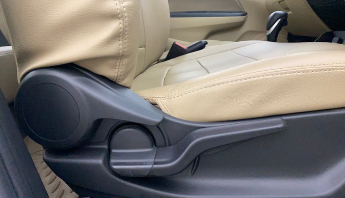 2024 Honda Amaze 1.2L I-VTEC VX CVT, Petrol, Automatic, 18,377 km, Driver Side Adjustment Panel