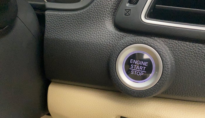 2024 Honda Amaze 1.2L I-VTEC VX CVT, Petrol, Automatic, 18,377 km, Keyless Start/ Stop Button